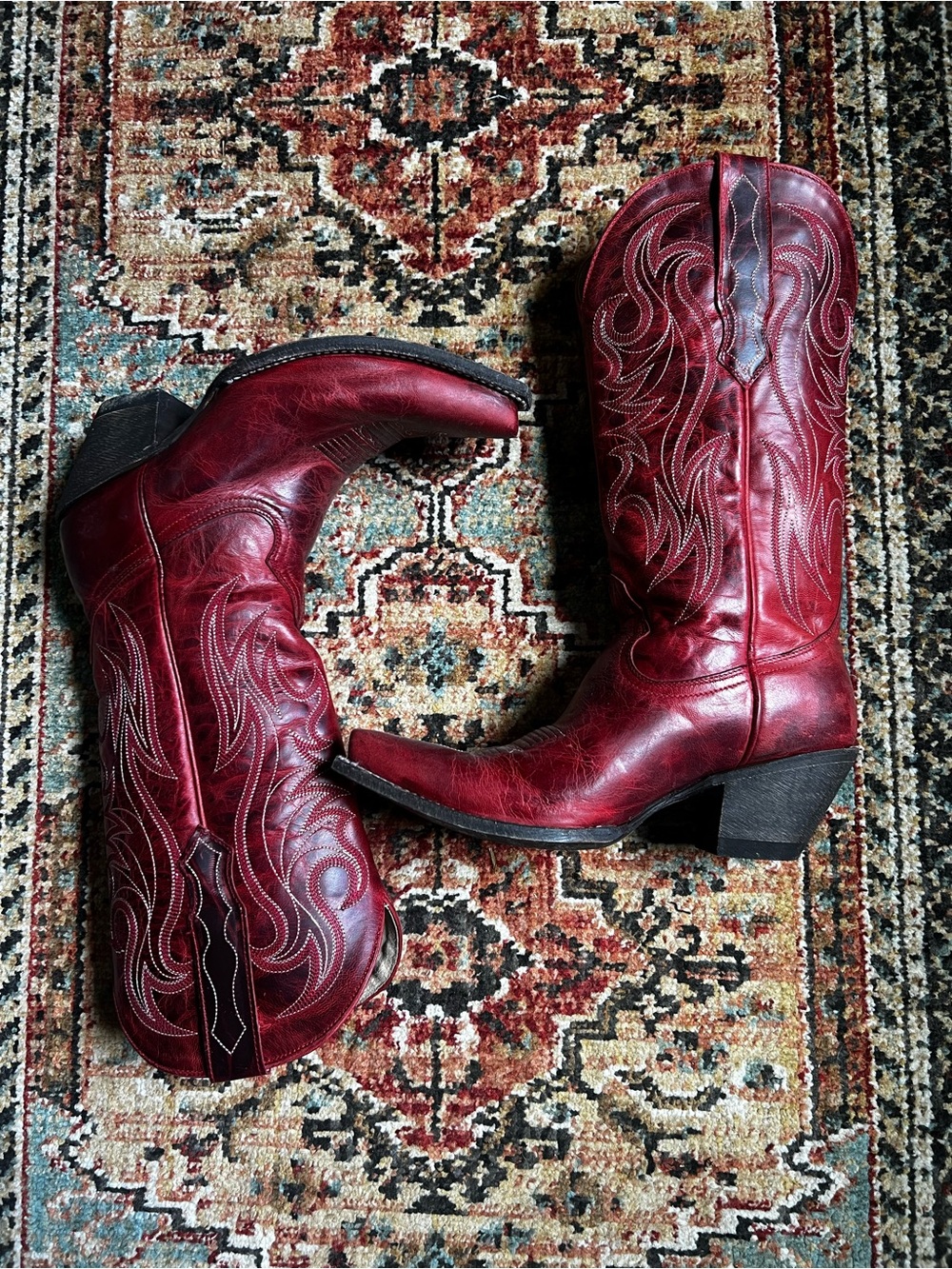 Idyllwind Women's Burgundy Red Western Heeled Cowboy Boots